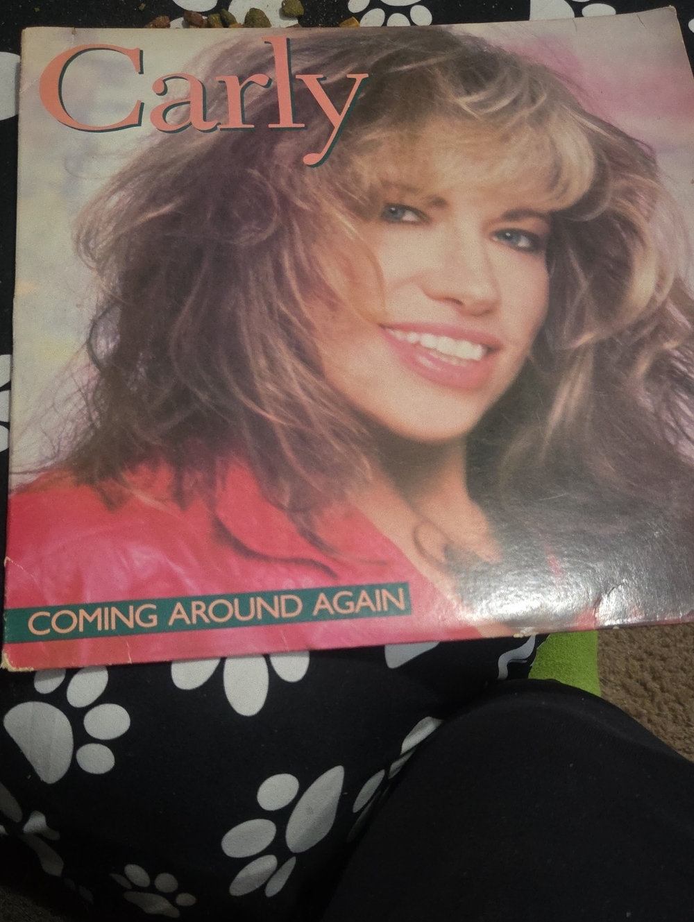 CARLY SIMON : COMING ATOUND AGAIN
